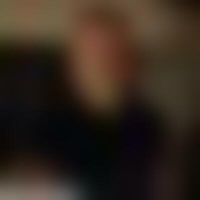 Profilbild eines 44 Jahre alten Manns, Single, 192 cm